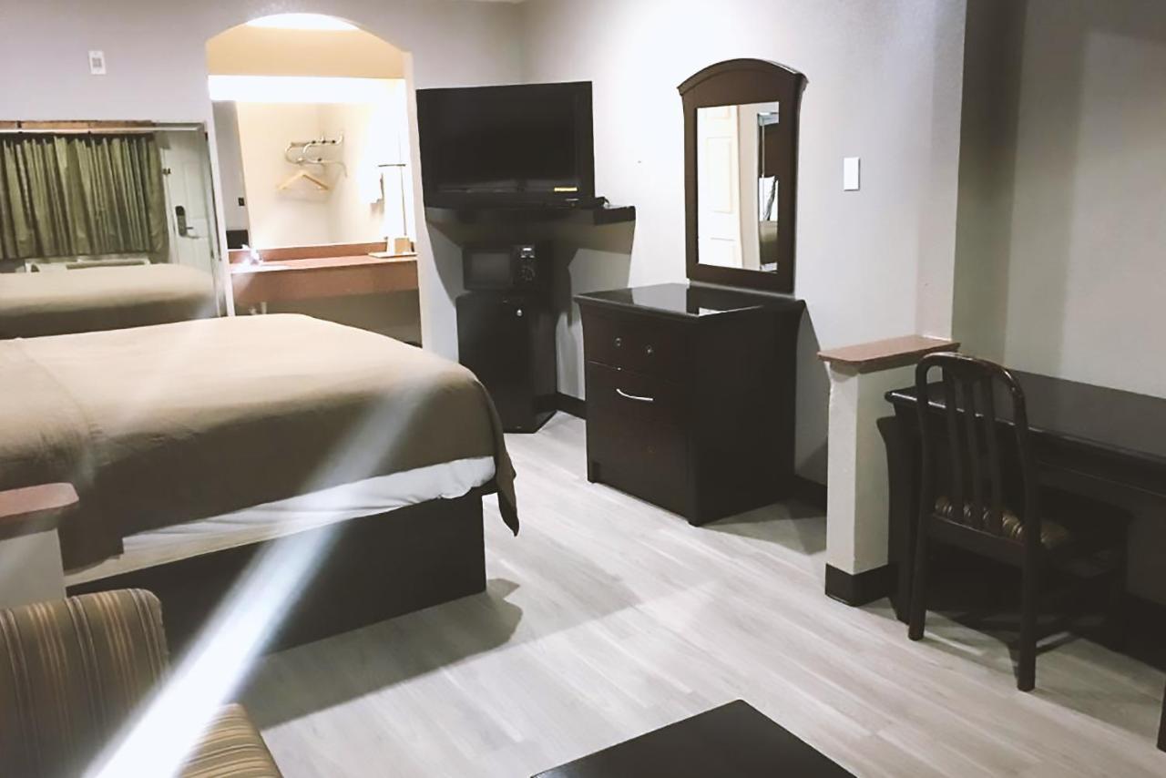 Blue Way Inn & Suites By Jasper ヒューストン エクステリア 写真